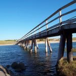 Walking bridge to get to Footbridge Beach