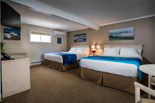 Footbridge Two Queen Beds Room