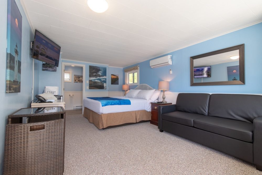 Footbridge Motel Room 12 | Perspective